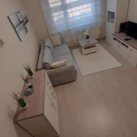 Fèszek Appartement Győr