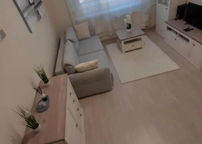 Feszek Apartament Győr